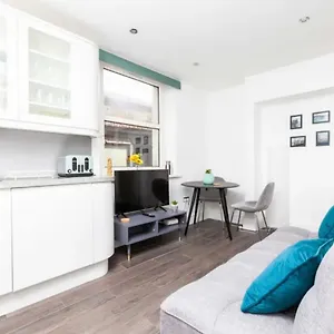 https://relaxing-oasis-1br-by-the-sea-by-sullivan-stays.brighton-hotels-england.com